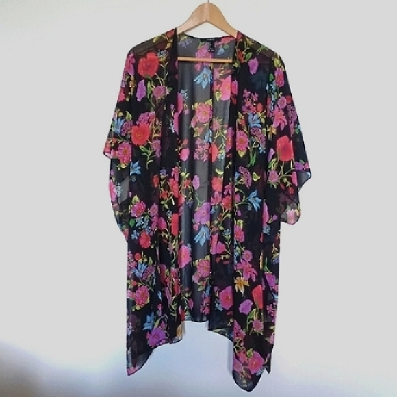 Forever 21 Sweaters - Black Floral Beach Cover-up